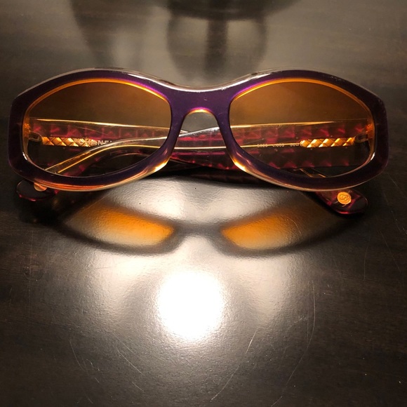 ‼️SOLD‼️Authentic 90’s CHANEL Vintage Sunglasses - Picture 2 of 10